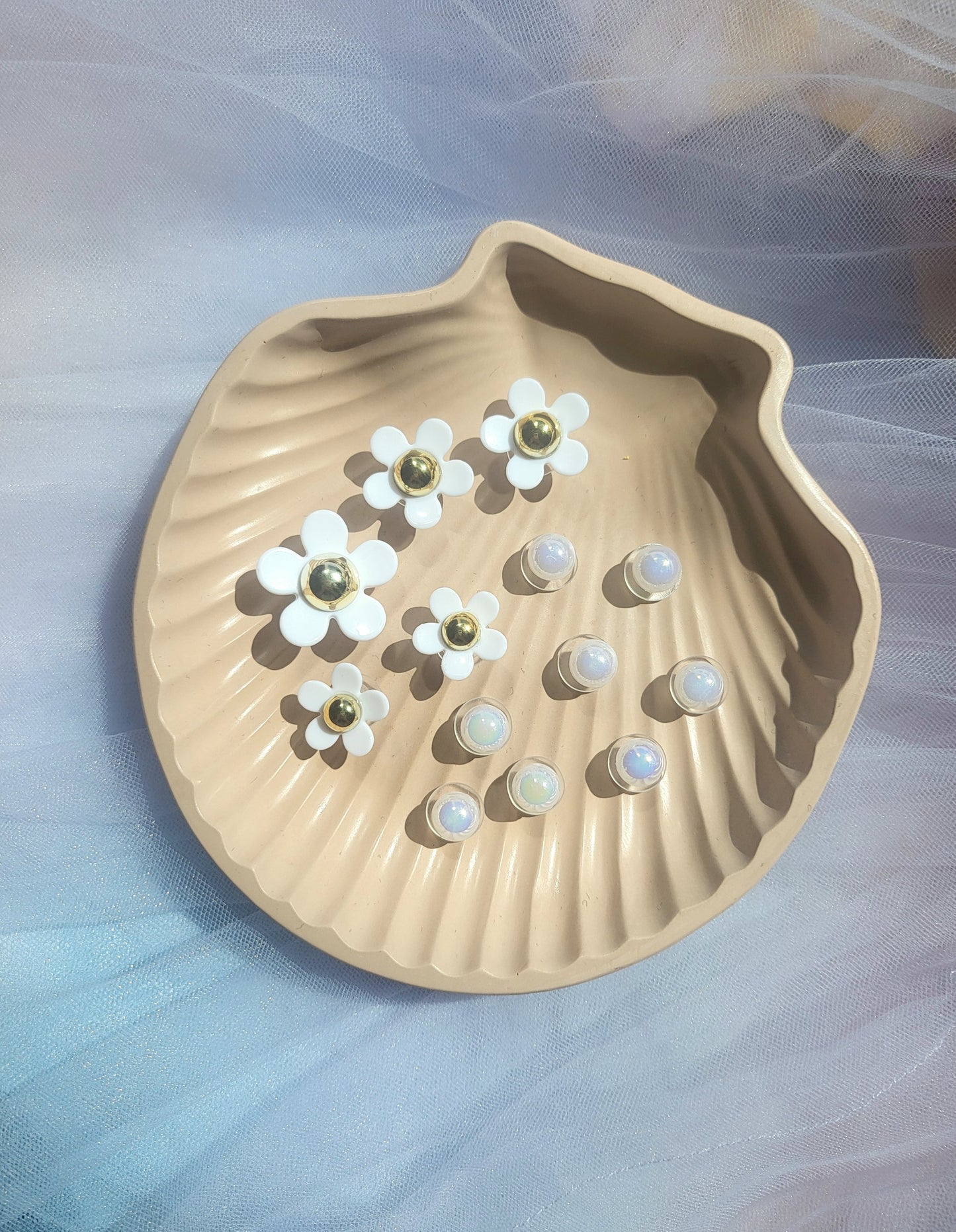 Clog Flower Charms - White